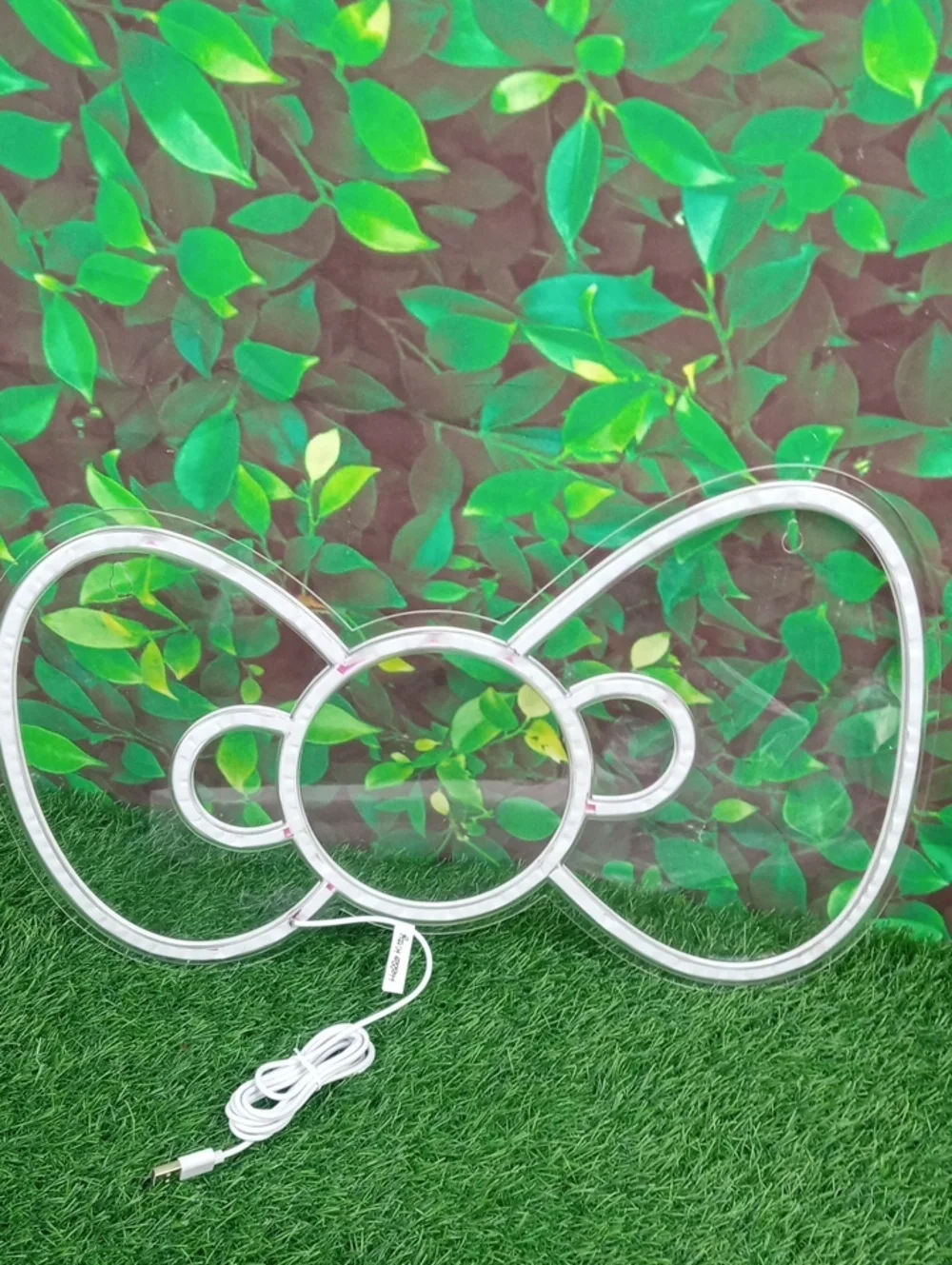 🛝🍒 Hello Kitty Light-Up Wall Decor - Pink Bow Neon